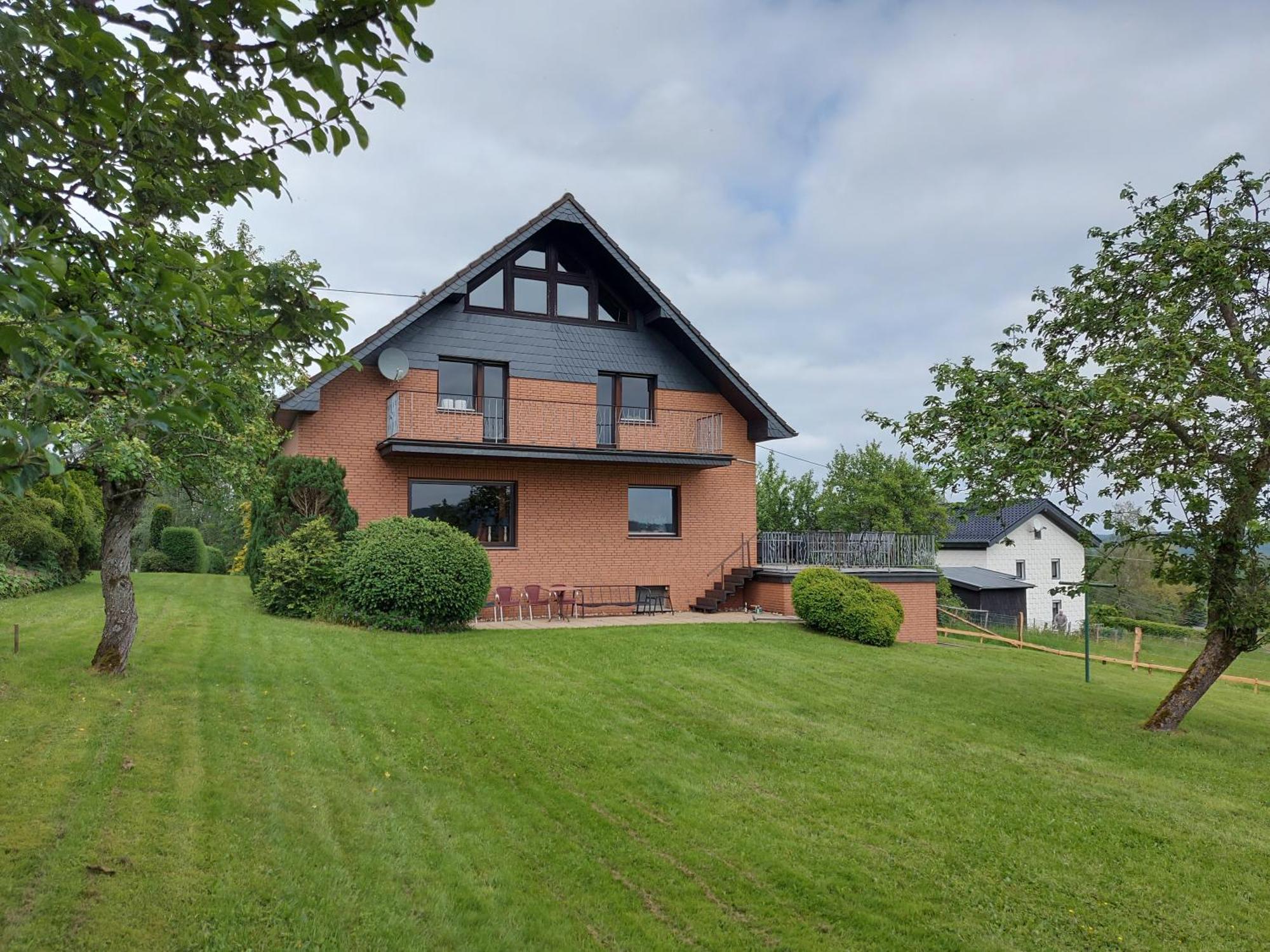 Ferienhaus Hescheld With Private Jacuzzi Hellenthal Exterior foto